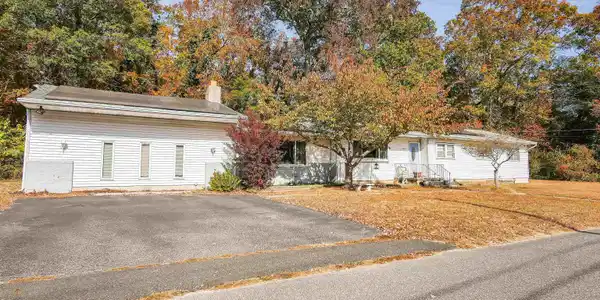 302 Ridge Road