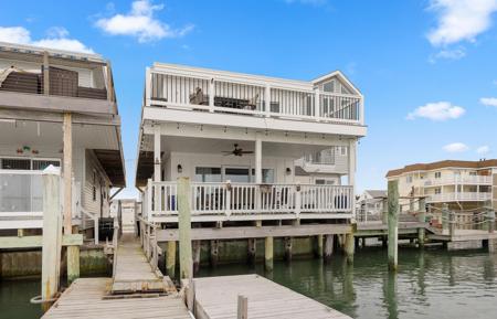 709 Beach Creek