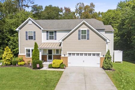 24 Seagrove Avenue