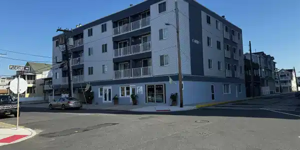 23 38th Street