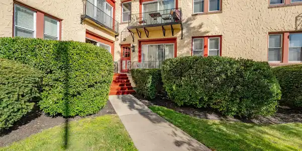 300 Ocean Avenue