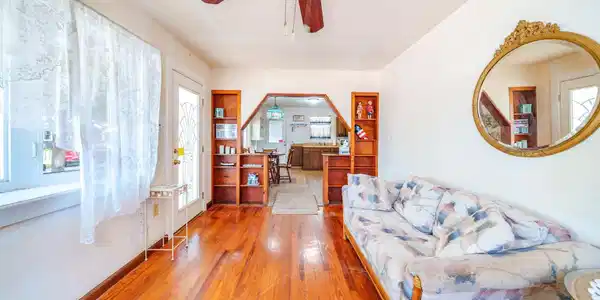 10 Folsom Road