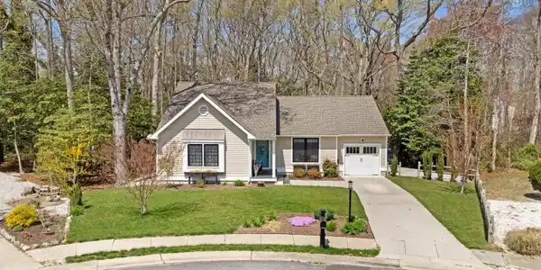 45 Heron Way