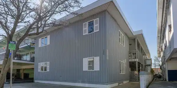 320 E Baker Avenue