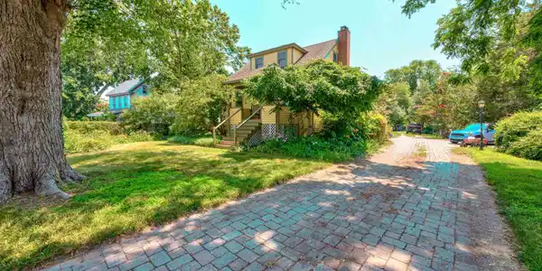 729 Seashore Road