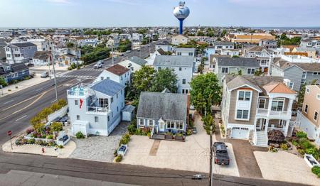 4 W Oceanview Drive