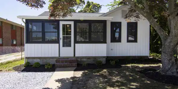 30 Pinetree Drive