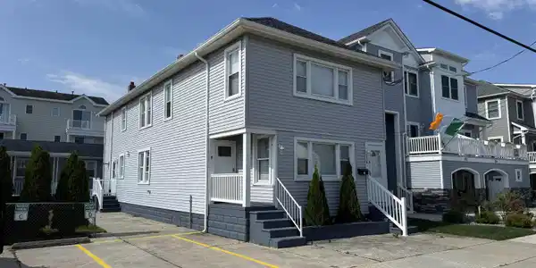 110 E 24th Avenue