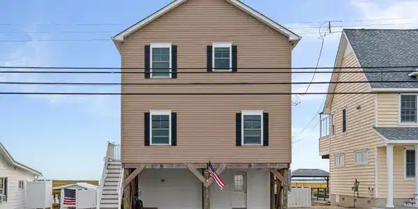 727 Stone Harbor Boulevard
