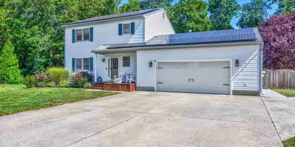 8 Merganser Court