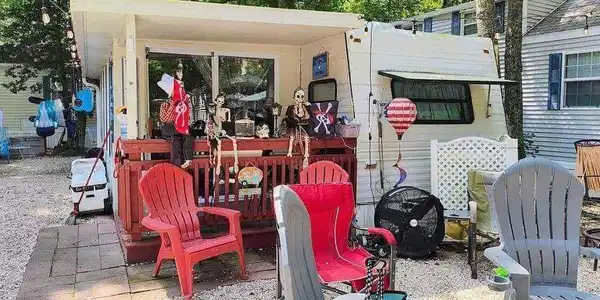 720 Seashore Road