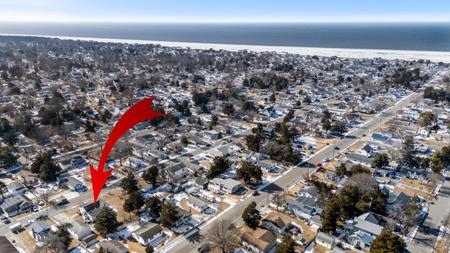 23 W Greenwood Avenue