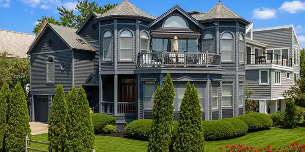 101 Whilldin Avenue