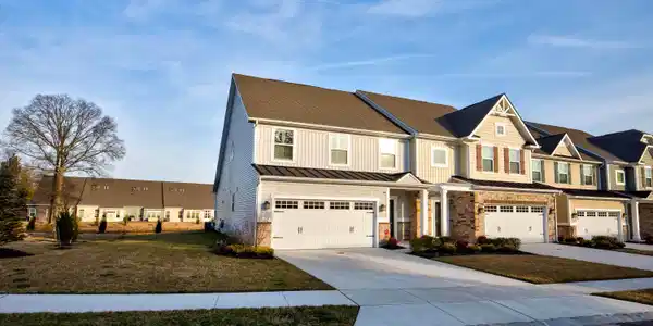 100 Mallard Pond Lane