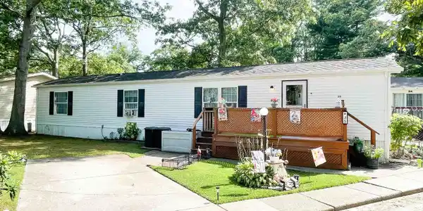 2503 Route 9 S #35