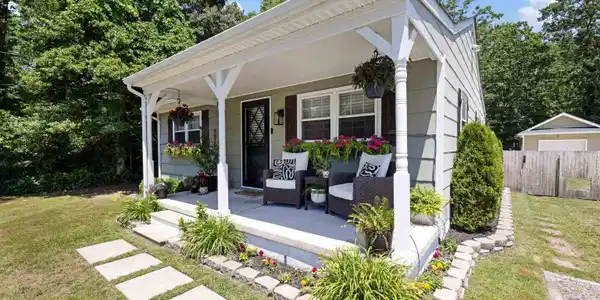 105 Sheridan Drive