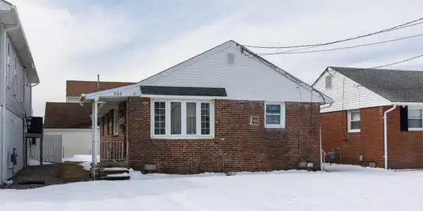 520 W Mulberry Avenue