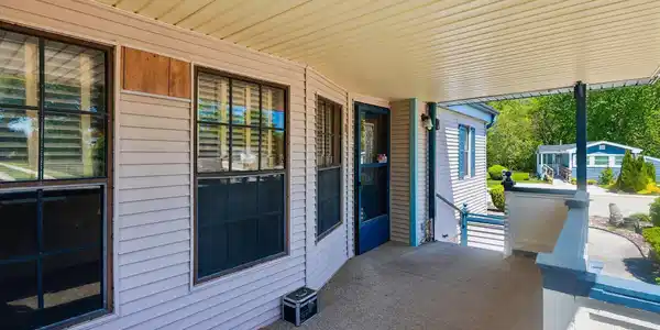 12 Breakwater Place