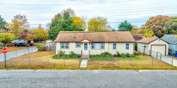 101 W Bates Avenue