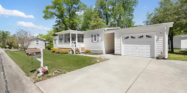 96 Breakwater Place