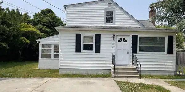 105 S 10th Street
