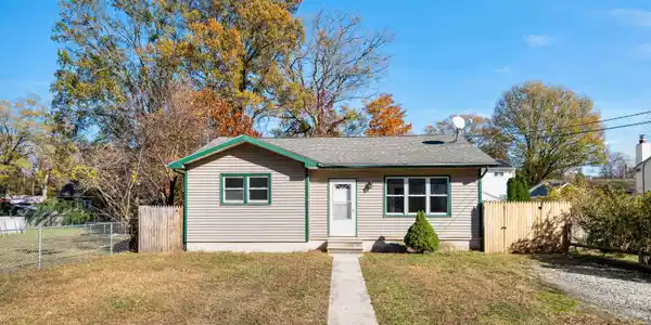 127 Sheridan Drive