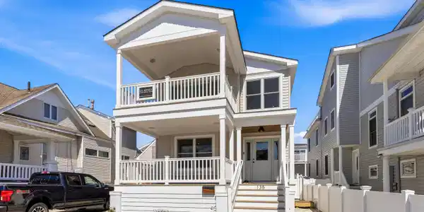 135 W Sweetbriar Road