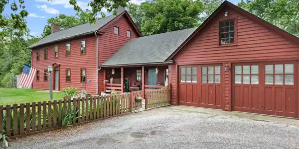 900 Seashore Road