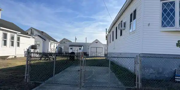 226 W 15th Avenue