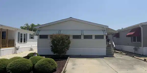 1402 S Rt 9