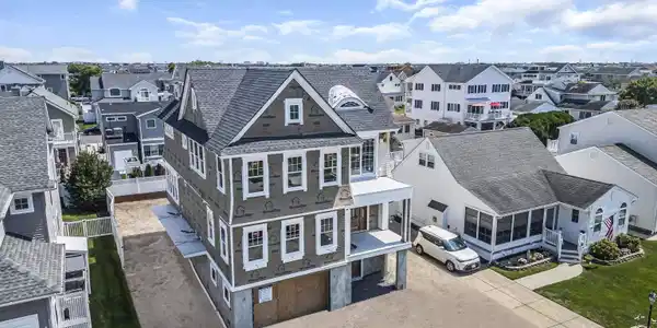 15 Waterway Road