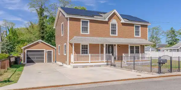 11 E Wilde Avenue