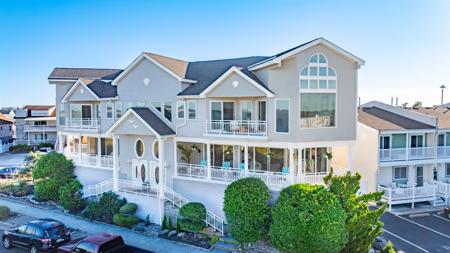 500 Anglesea Drive