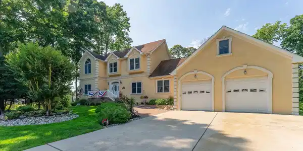 15 Sheriff Taylor Boulevard