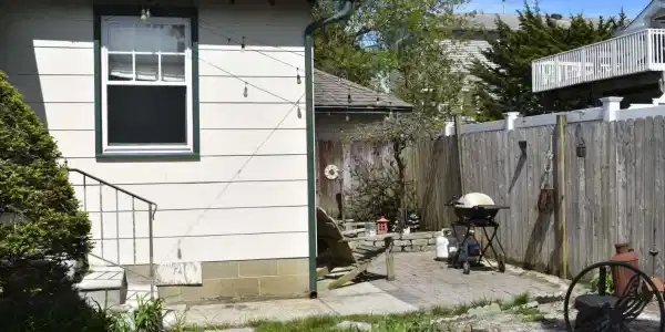 9 Asbury Road