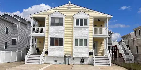 331 W 19th Avenue