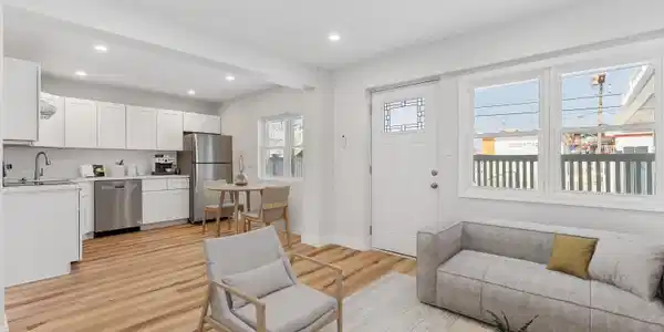 2001 Surf Avenue