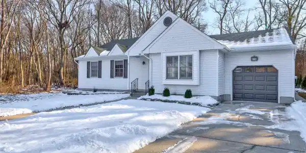 58 Heron Way