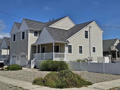 101 W Richmond Avenue