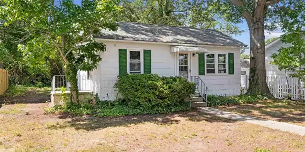 126 Arbor Road