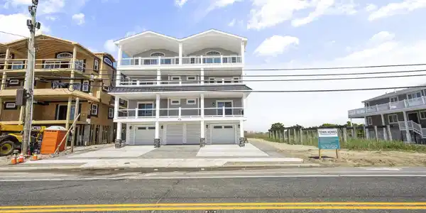908 Landis Avenue