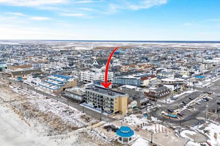 4100 Boardwalk