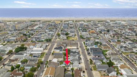 203 E Monterey Avenue