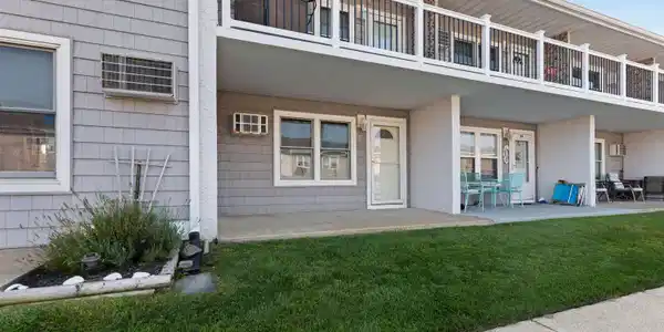 116 Seaview Court