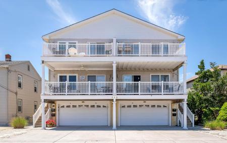 112 E Rosemary Road