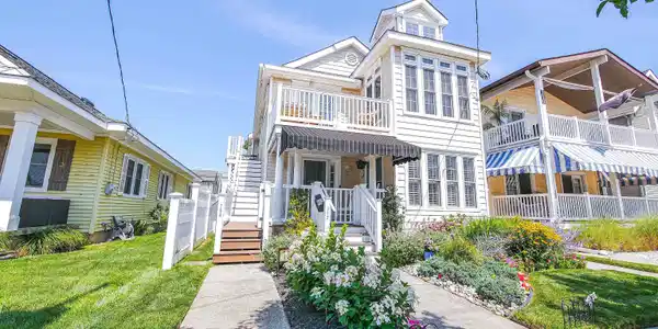 112 Wesley Avenue