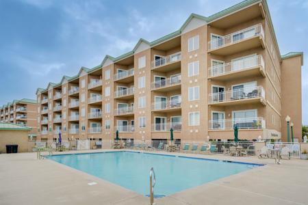 301 E Rochester Avenue