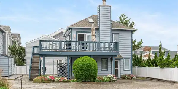 13 93rd Street