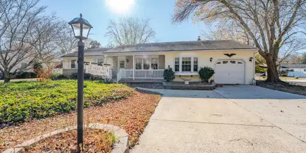 202 Pacific Avenue