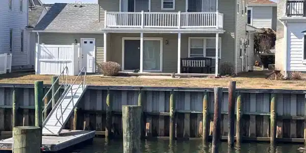 7 Kingston Lane